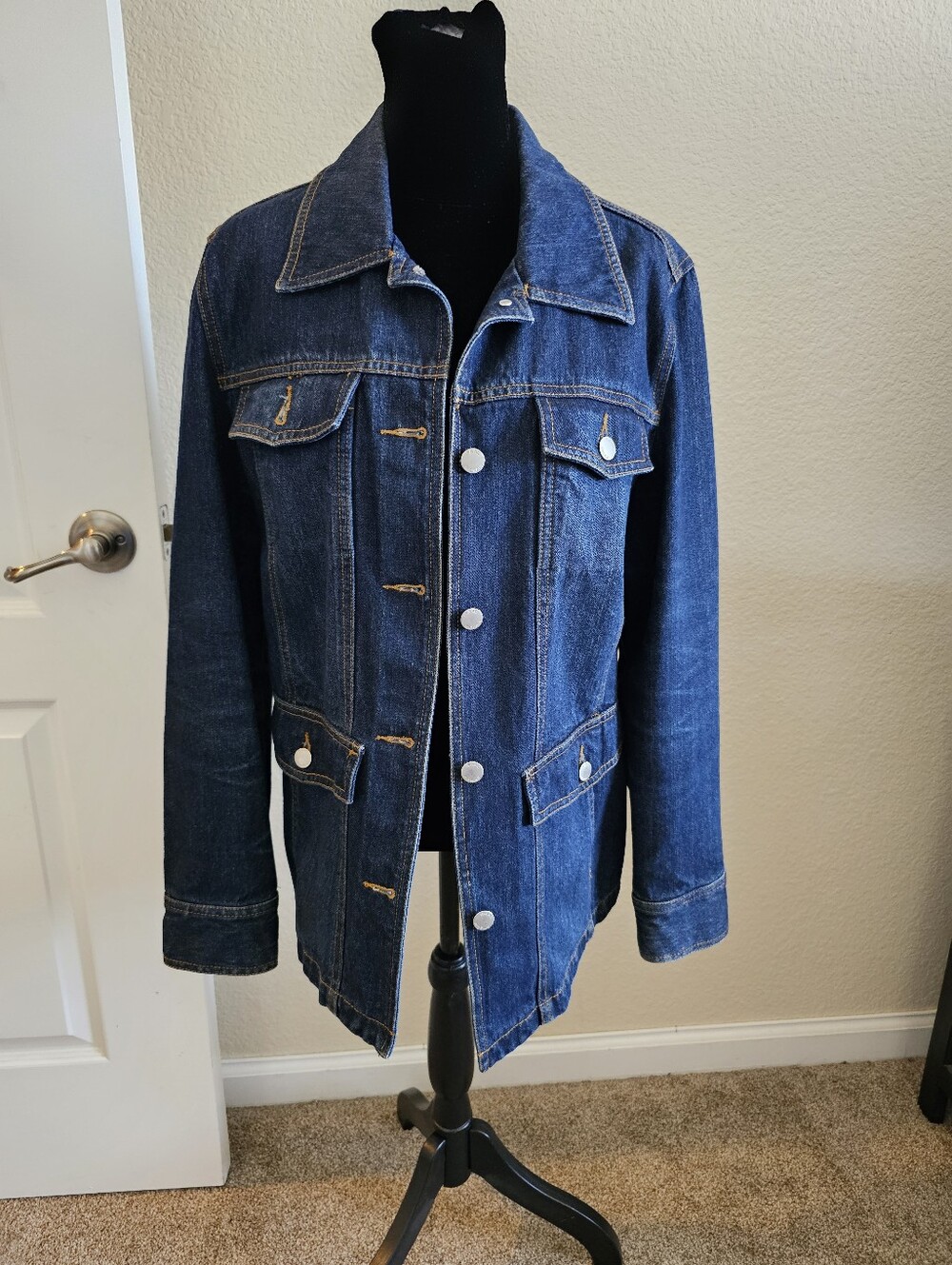 Womans Dark Blue Denim Jacket - Classic Trucker Style